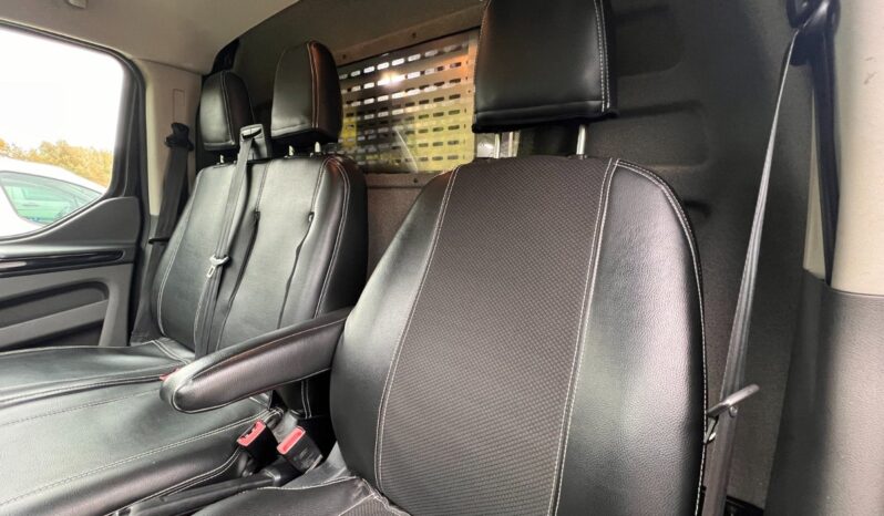 
								Ford Transit Custom 300L 2,0 TDCi 170 Limited aut. full									