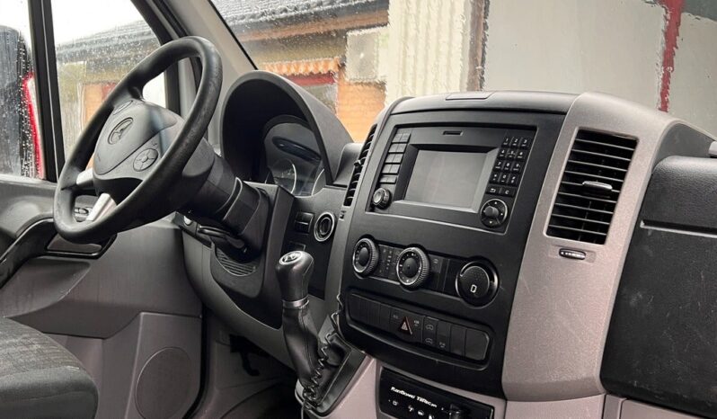 
								Mercedes Sprinter 316 2,2 CDi R3 Kassevogn aut. 5d full									