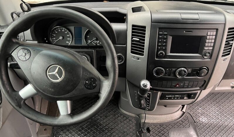 
								Mercedes Sprinter 316 2,2 CDi R3 Kassevogn aut. 5d full									