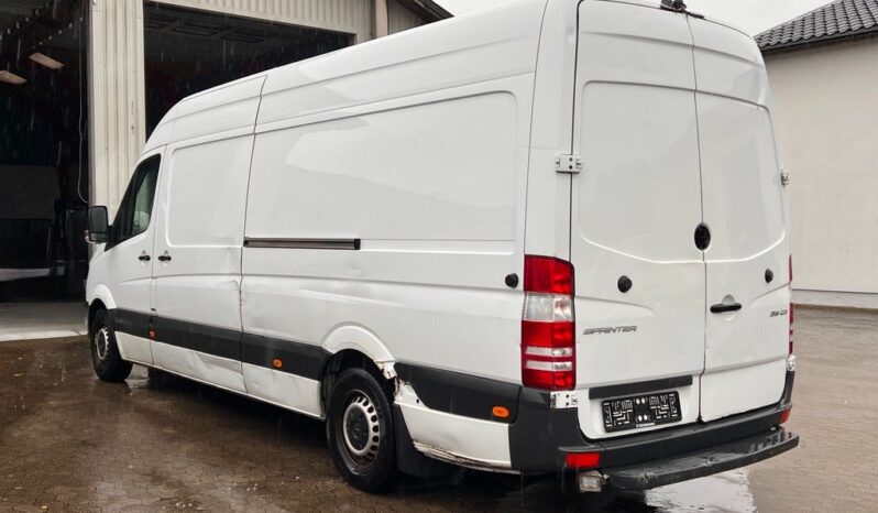 
								Mercedes Sprinter 316 2,2 CDi R3 Kassevogn aut. 5d full									
