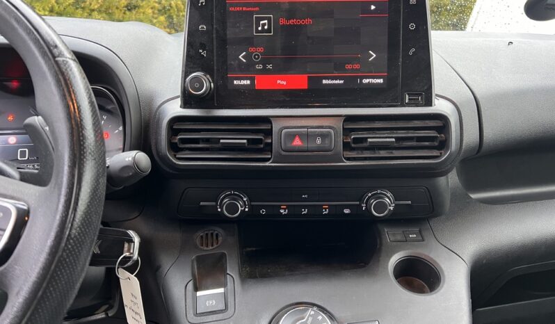 
								Citroën Berlingo 1,5 BlueHDi 130 L1 ProffLine+ EAT8 full									