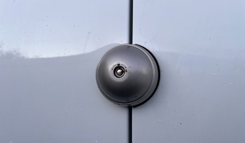 
								Renault Trafic T29 1,6 dCi 120 L2H1 full									