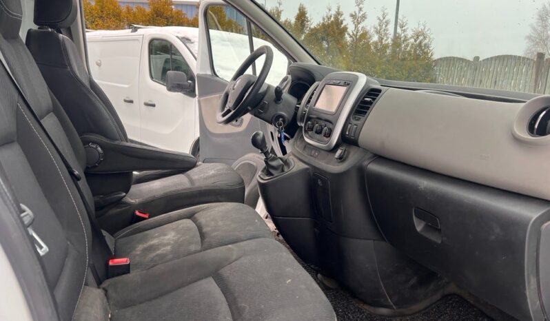 
								Renault Trafic T29 1,6 dCi 125 L2H1 full									