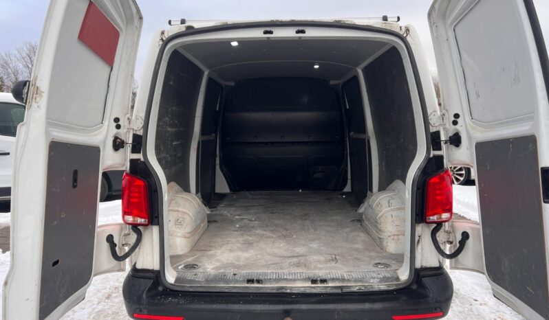
								VW Transporter 2,0 TDi 150 DSG lang full									