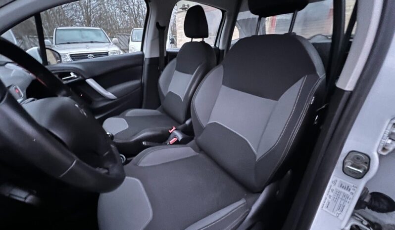 
								Citroën C3 1,4 HDi Seduction Van 5d full									