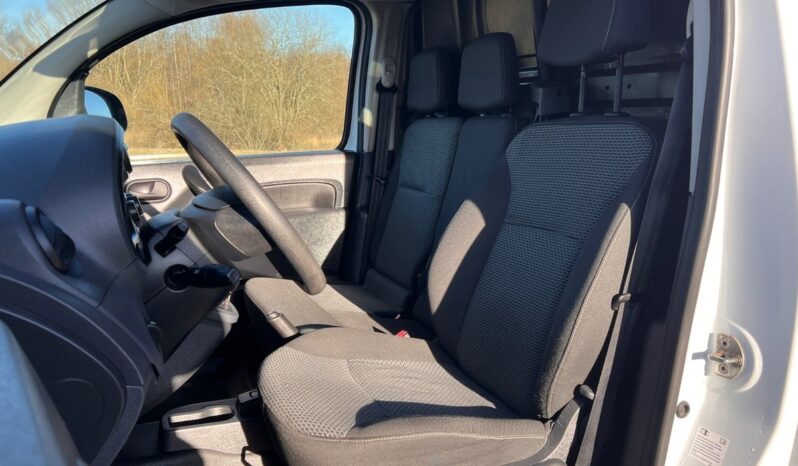 
								Mercedes Citan 109 1,5 CDi Kassevogn L full									