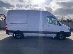Mercedes Sprinter 216 2,2 CDi R2 Kassevogn aut. 5d