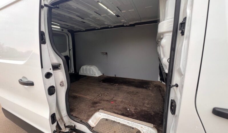 
								Renault Trafic 2,0 dCi 150 L2H1 Tekno full									