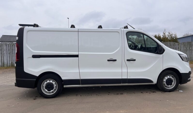 
								Renault Trafic 2,0 dCi 150 L2H1 Tekno full									