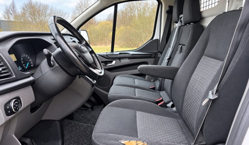 
								Ford Transit Custom 300 L2 2,0 TDCi 130 Trend aut. full									